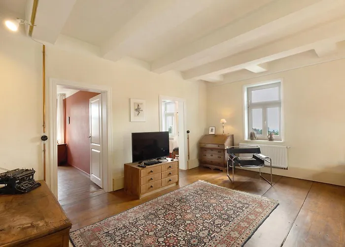 Altes Pfarrhaus - Farbwelt Lägenhet