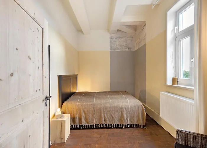 Altes Pfarrhaus - Farbwelt Lägenhet *